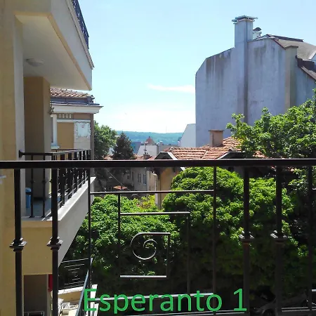 Esperanto Apartament *