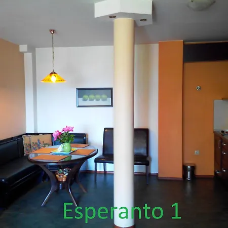 Esperanto Apartament *
